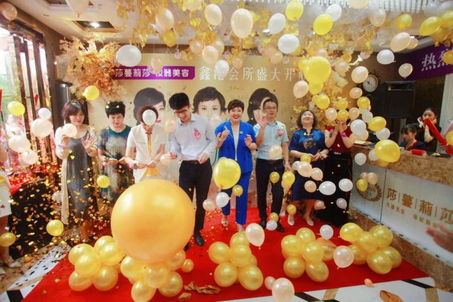 莎蔓莉莎超人气会所,好看的小姐姐必打卡!