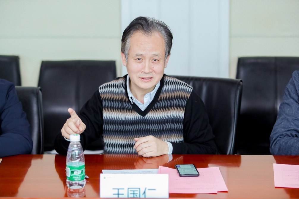 6969王国仁在签约仪式上表示:"北京理工大学经过多年快速发展