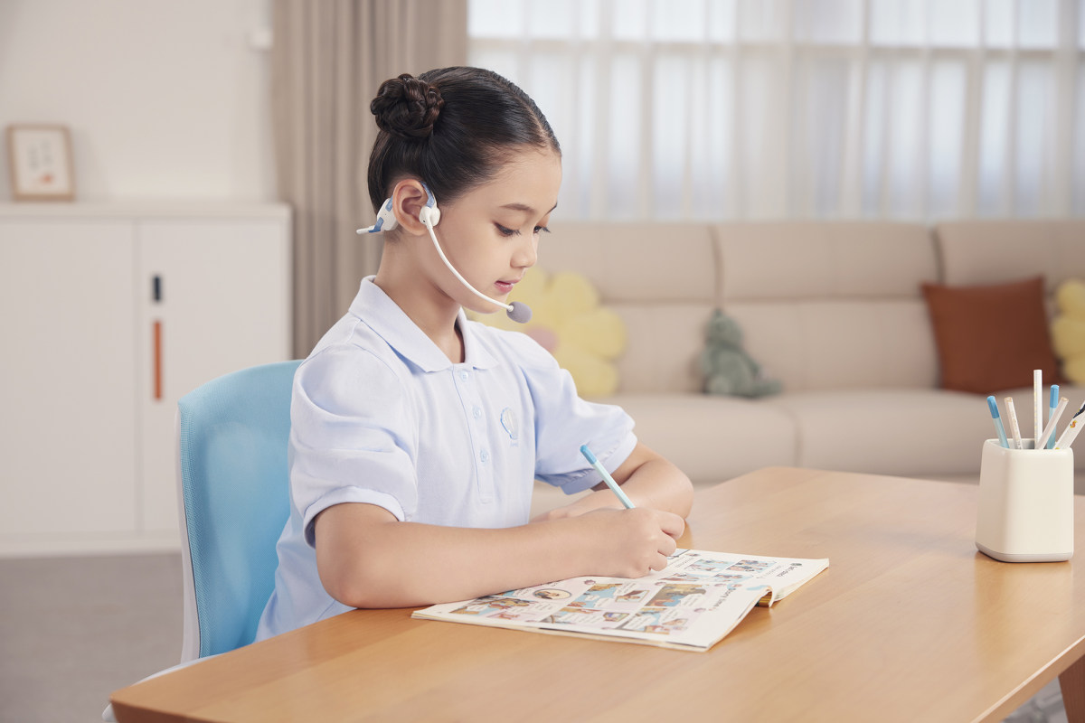 小天才耳机e2s正式上市为孩子的高效学习助力