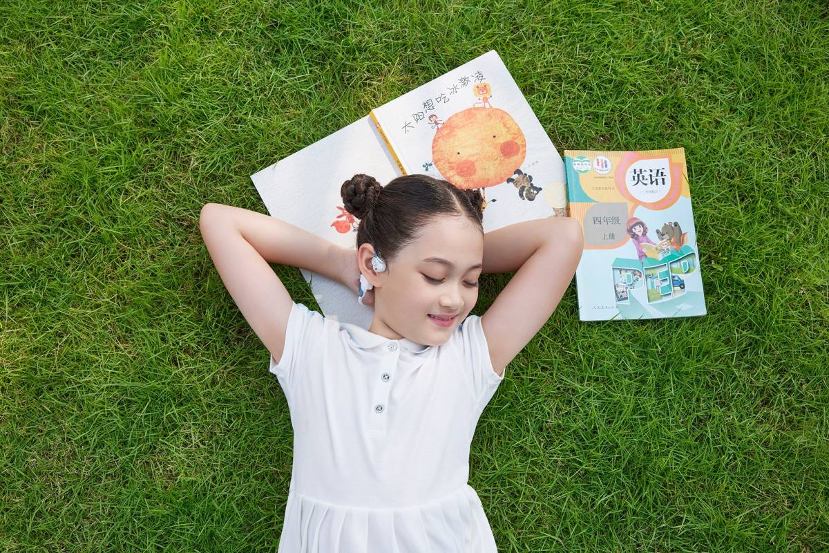 小天才耳机e2s正式上市为孩子的高效学习助力