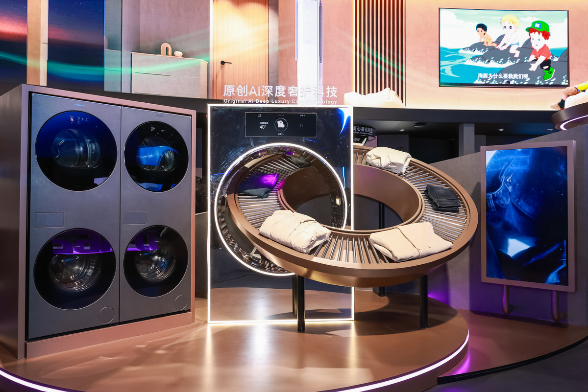 发明“分区洗”后，卡萨帝又发明洗非遗的洗衣机